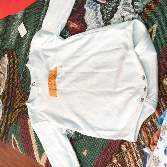 Infant boy 9 items Newborn to 18 mo (1 price) - Picture 6 of 8